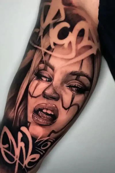 Blackwork-Tattoos-9