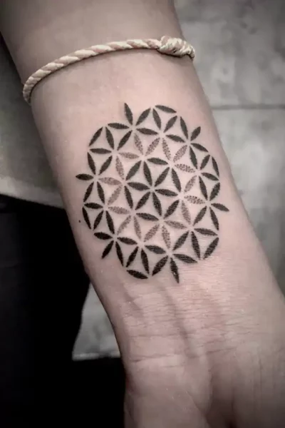 Dotwork-Tattoos-3